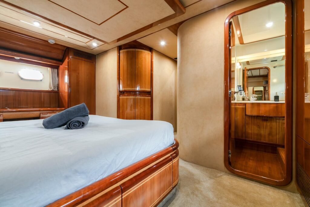 27D9F2CE-4913-4998-89A3-BC56E38E7169