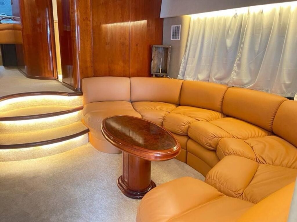 737453B0-F5EC-484B-B7B6-EDB7C7D97D11