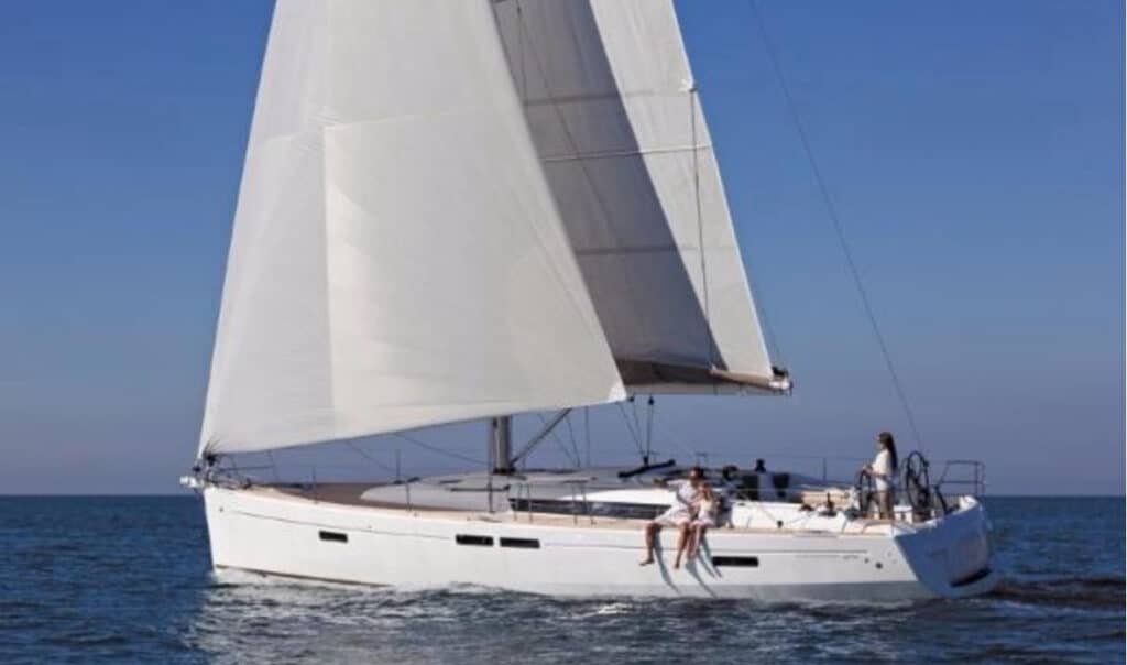 8FCC3444-6135-4ECE-A7D1-F49BA6E2B364