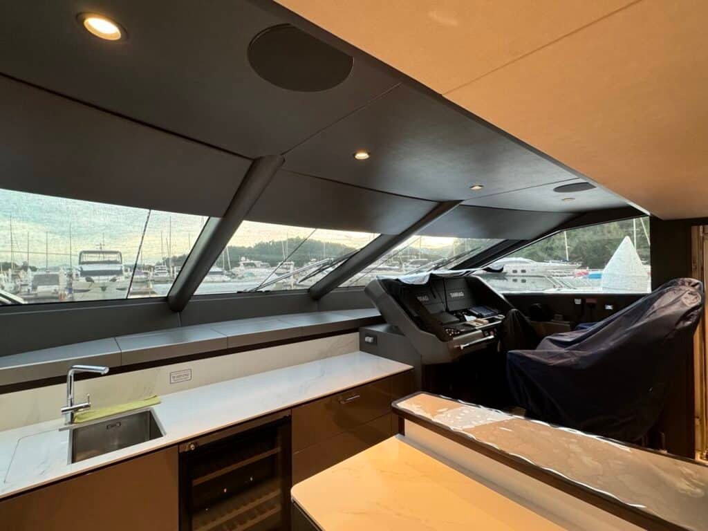 ED18057E-7D11-4DB5-97C2-FF34AE5888C5