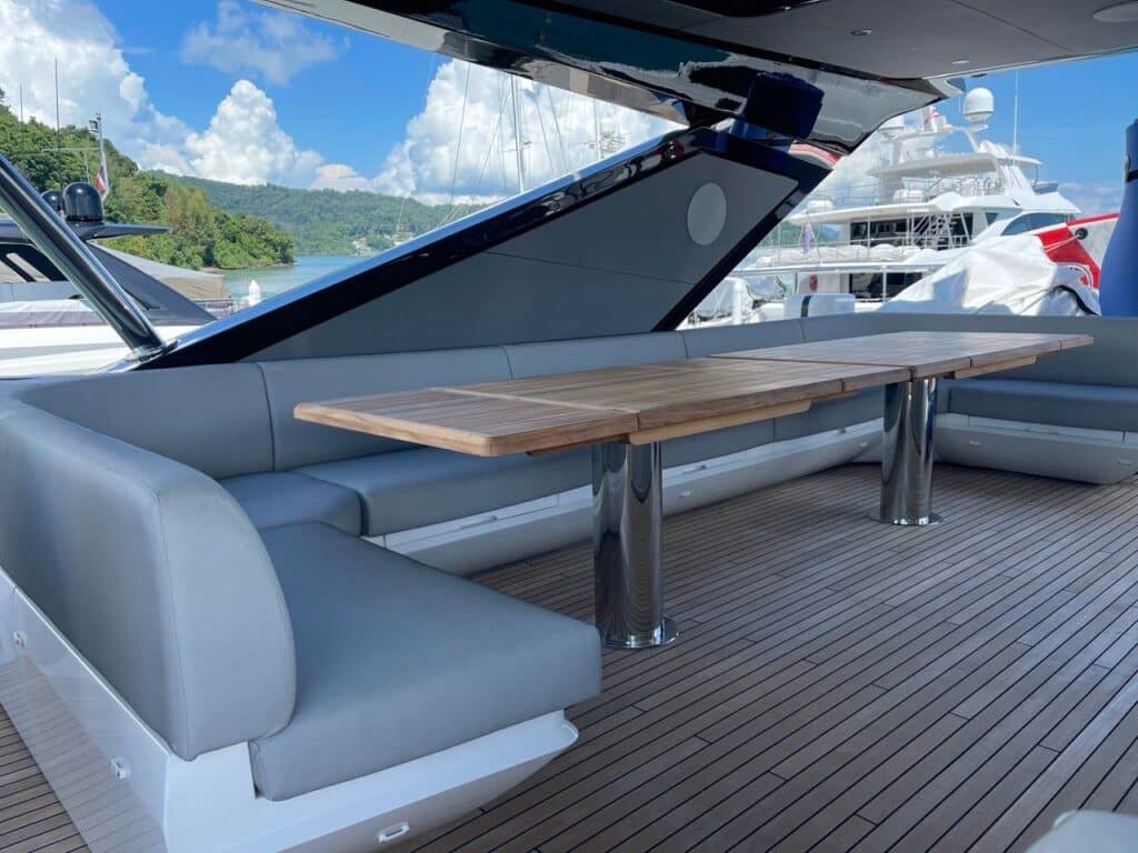 F5D12D2A-4D9A-4112-B2BC-E642466910AC